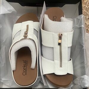 Corkys Women's Cream Sandals with Gold Zipper